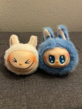 Pop Mart Labubu "The Monsters" Head Pendant Bag Charm 2 Pack, blue and white.